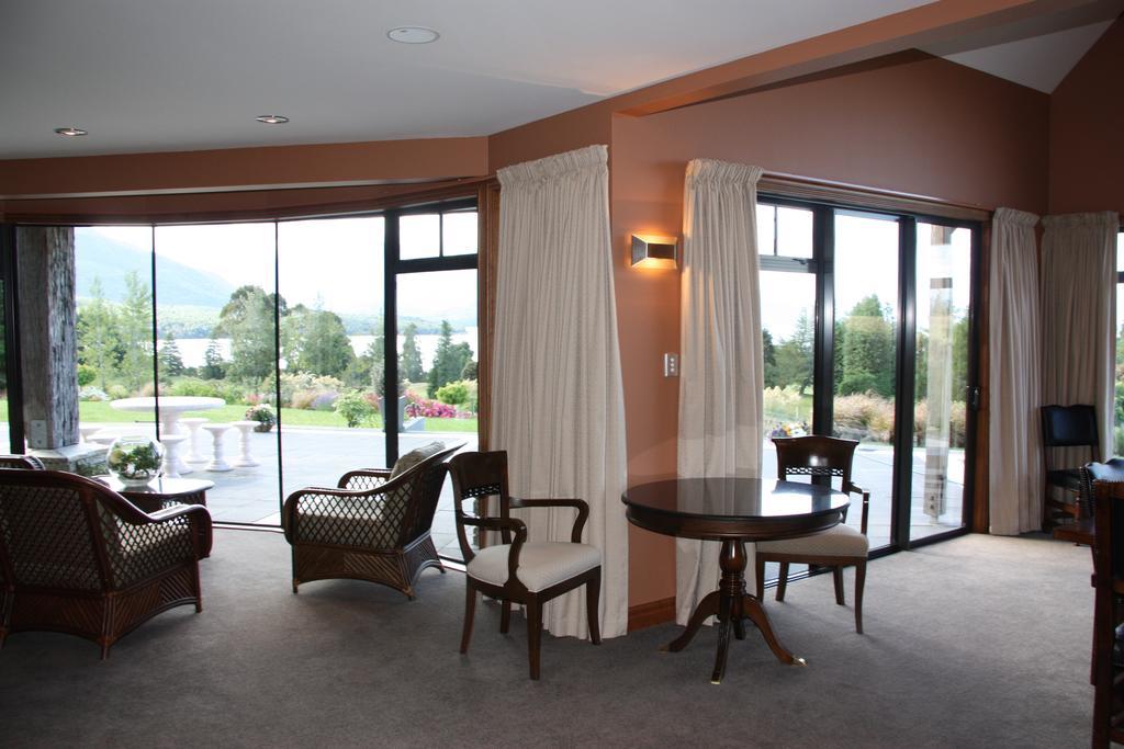 Dock Bay Lodge Te Anau Buitenkant foto