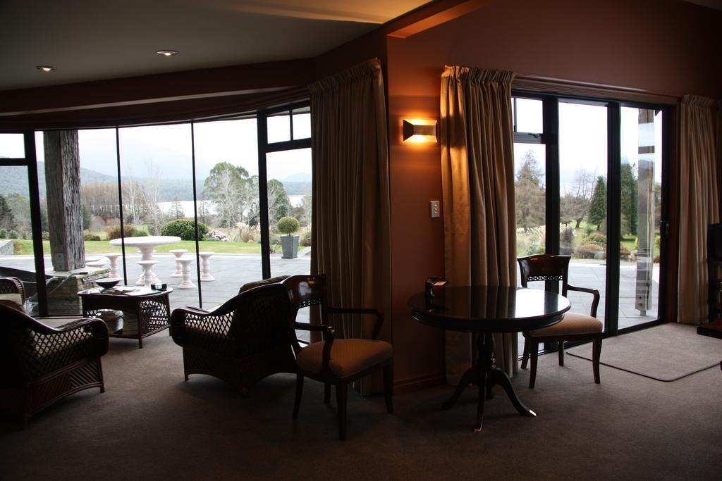 Dock Bay Lodge Te Anau Buitenkant foto