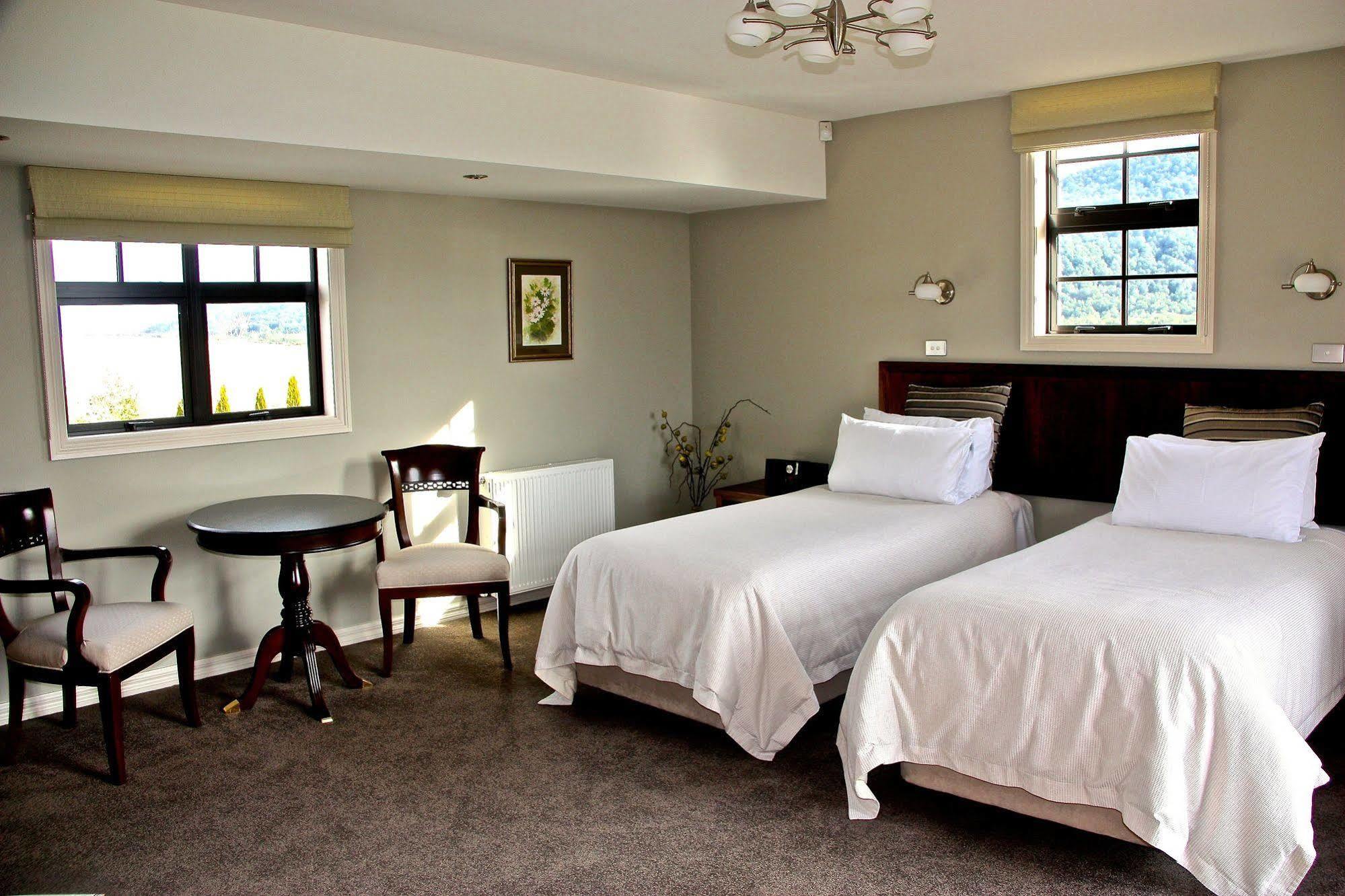 Dock Bay Lodge Te Anau Buitenkant foto